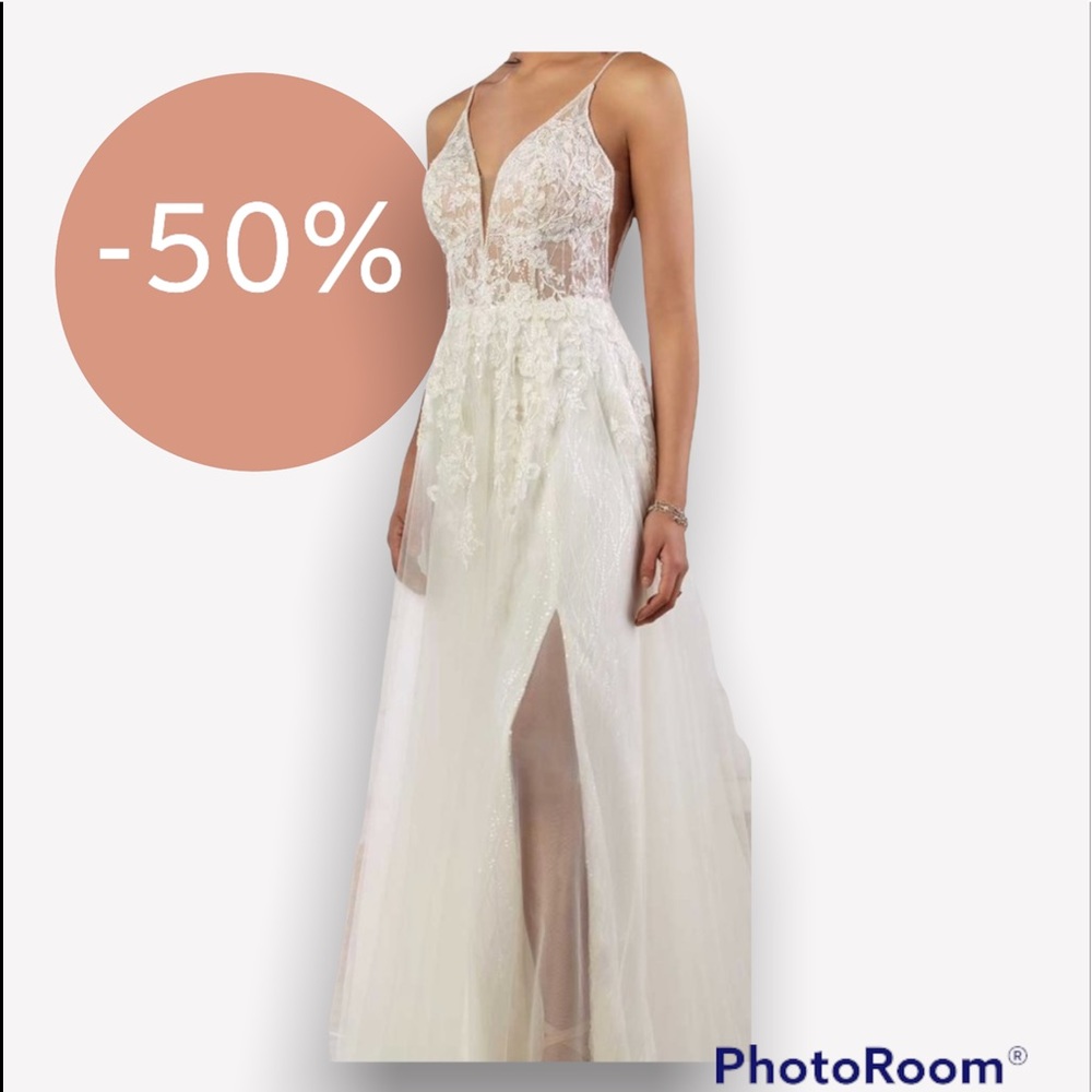 Essence of Australia Wedding Gown D2840 Size 14